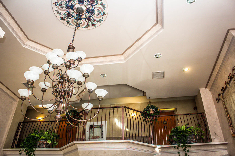 אוריליה Stone Gate Inn מראה חיצוני תמונה